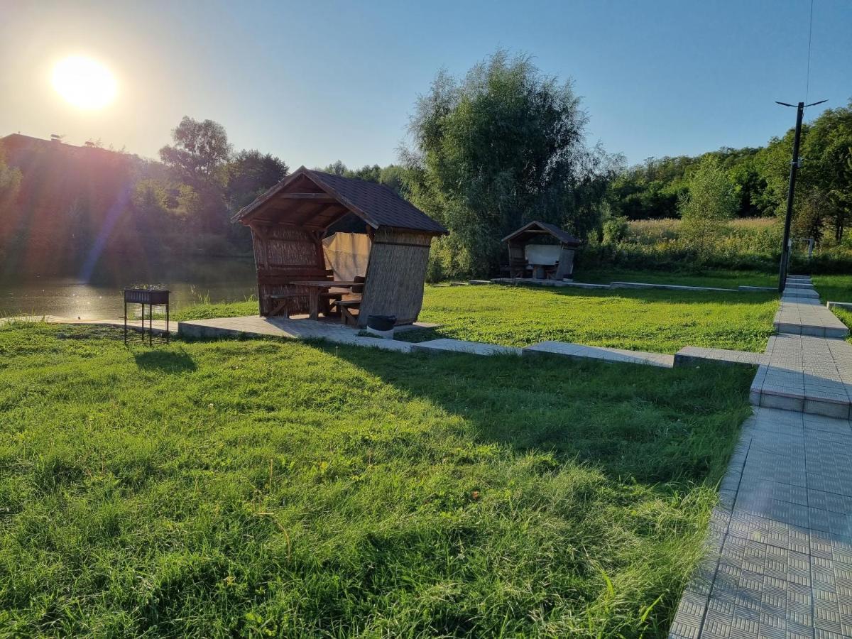Шафран Hotel Krasnaya Slobodka Buitenkant foto